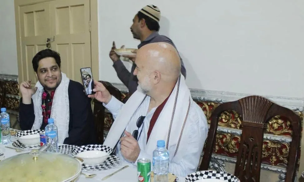 Taimoor Bamazai at the table with H.E. Manuel Durán Giménez-Rico, Ambassador of Spain, during his visit to Multan